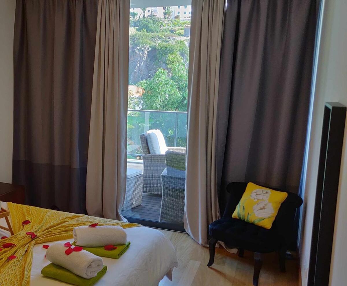 Condominio Zen Pearl-Luxury Com Piscina Funchal  Ngoại thất bức ảnh
