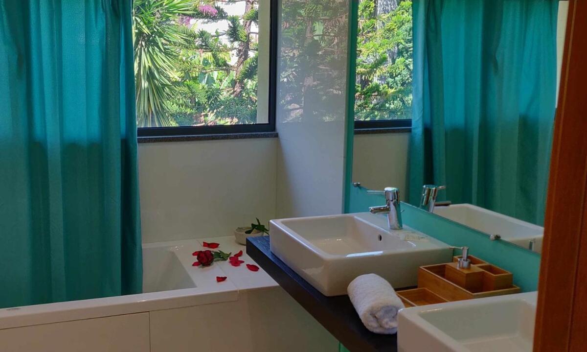Condominio Zen Pearl-Luxury Com Piscina Funchal  Ngoại thất bức ảnh